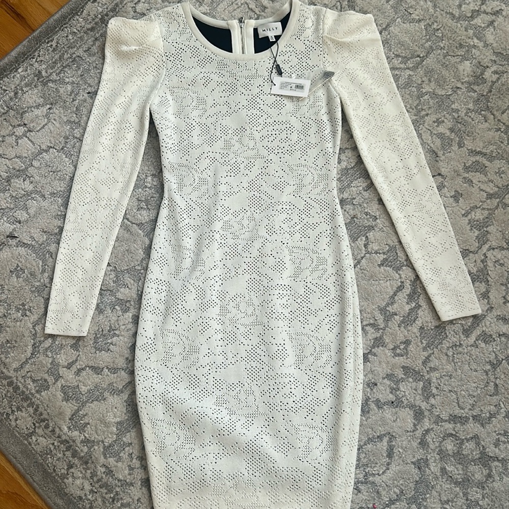 Beautiful dressbrand new.🖤